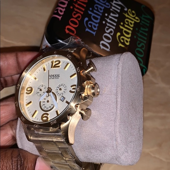 Fossil Watch - Picture 3 of 3